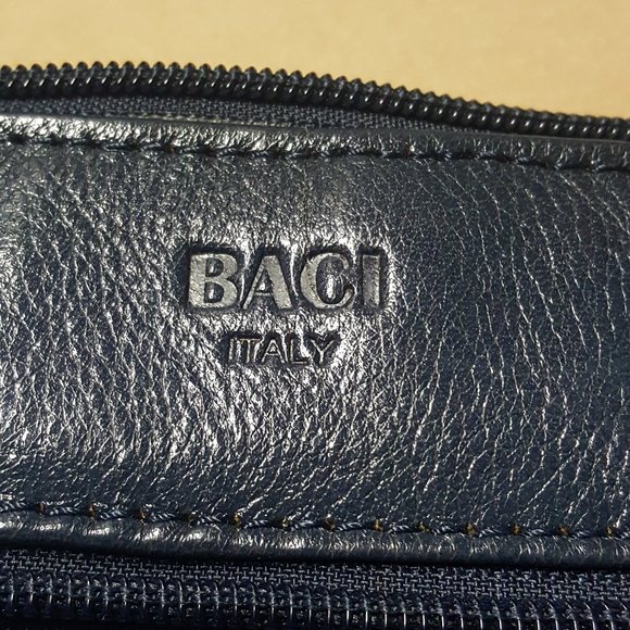 Baci Leather Purse - Picture 5 of 10